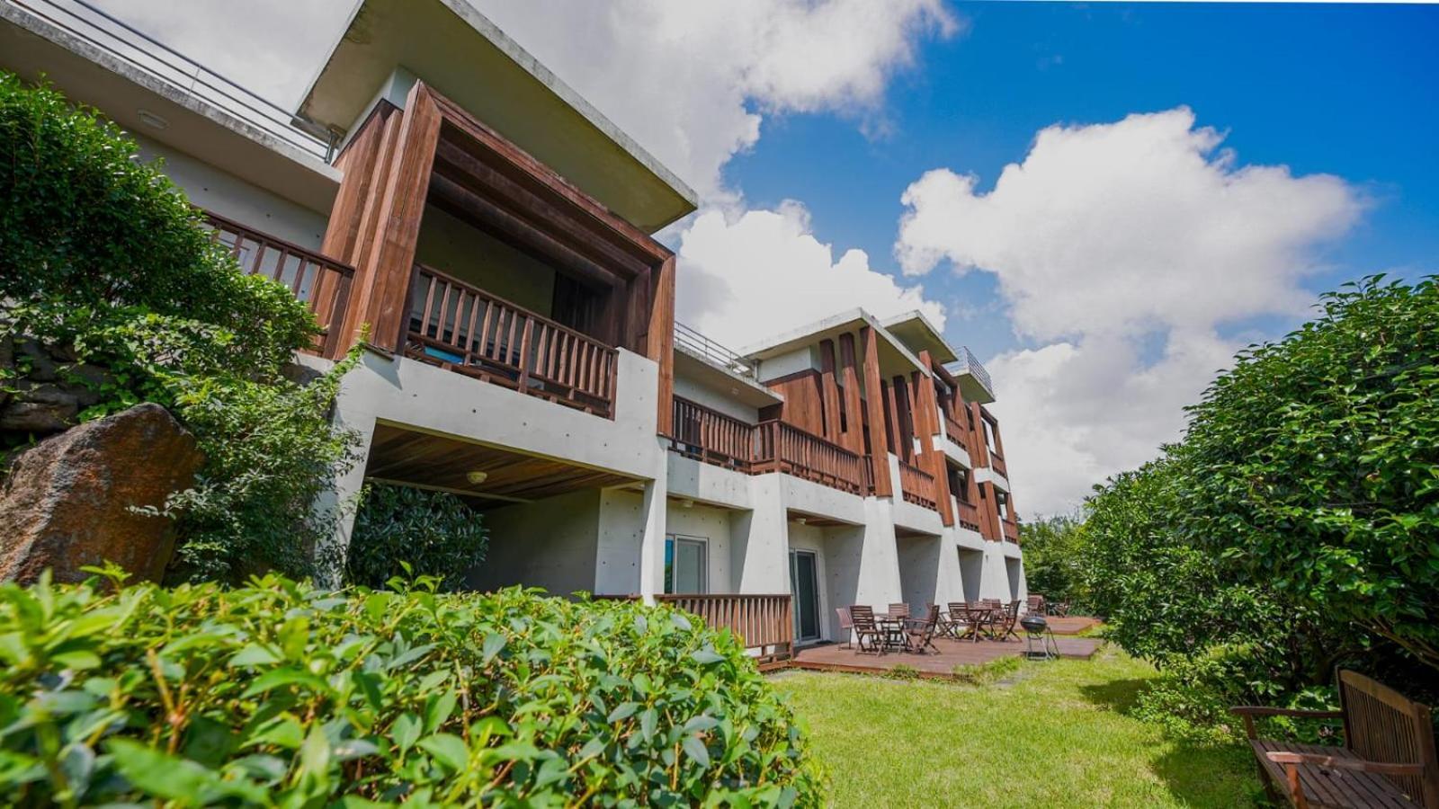 Jeju Eco Suites Seogwipo Dış mekan fotoğraf