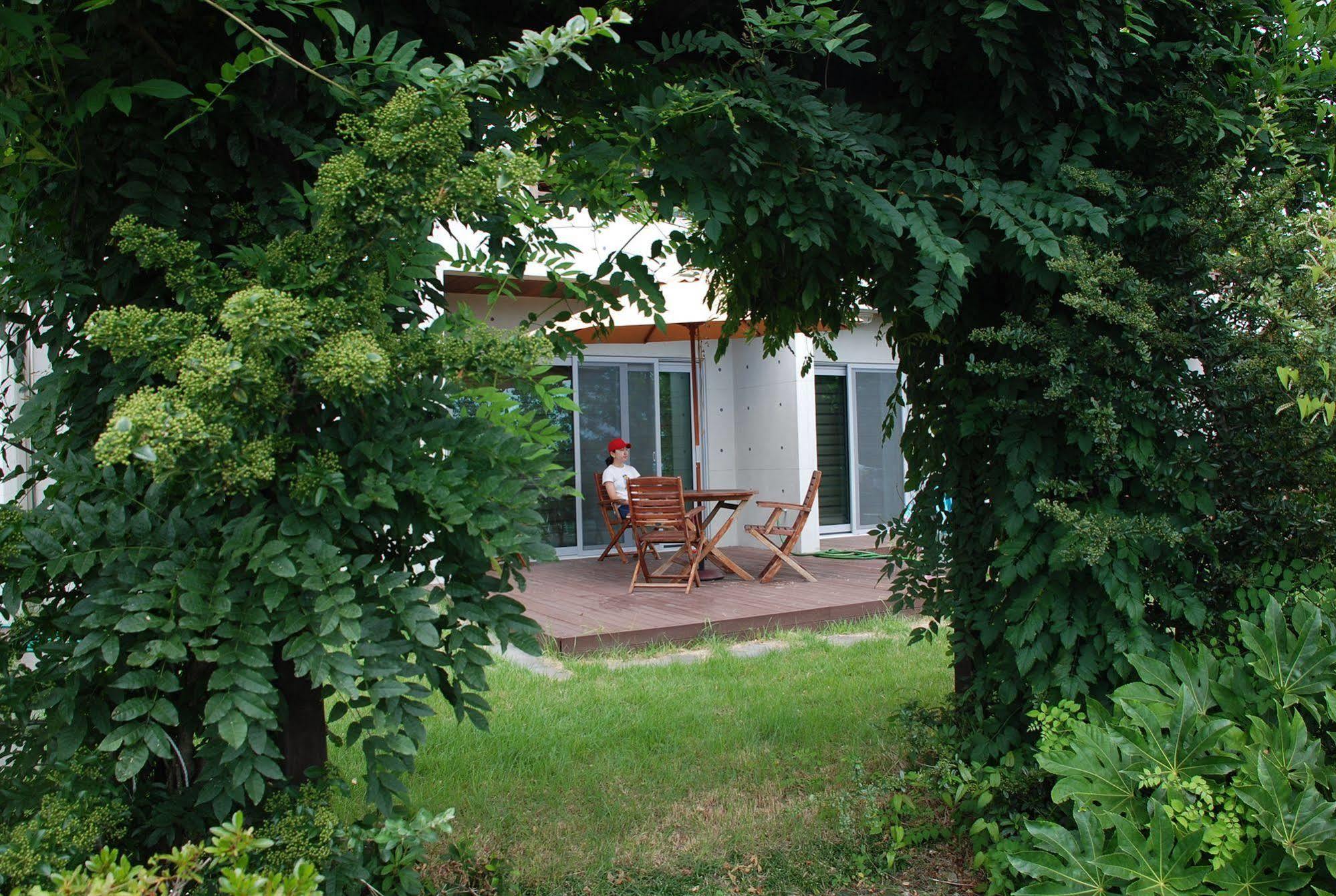 Jeju Eco Suites Seogwipo Dış mekan fotoğraf